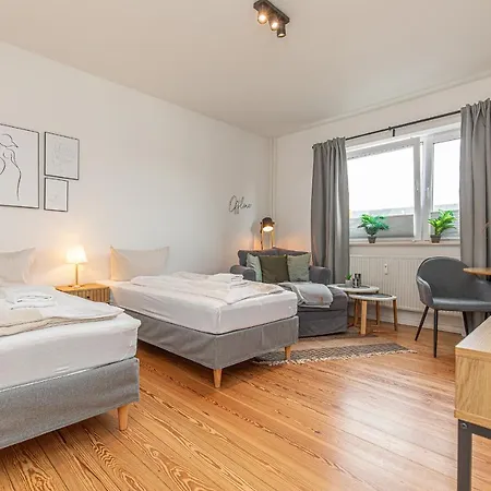 Fewo1846 - Kommood - Zentral Gelegenes Studio-apartment Mit Balkon Im Hochparterre Apartman *