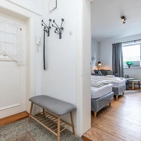 Fewo1846 - Kommood - Zentral Gelegenes Studio-apartment Mit Balkon Im Hochparterre Apartman